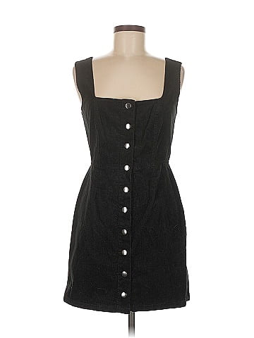 Urban Outfitters Casual Dress (view 1)
