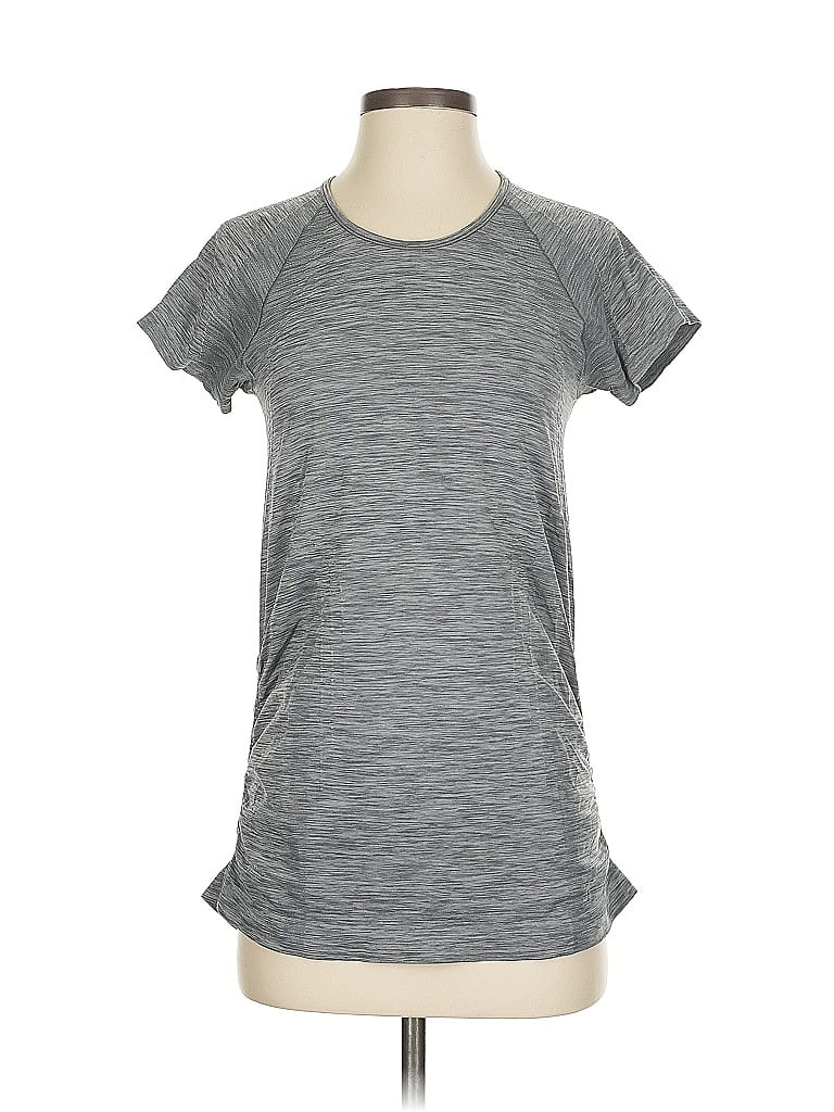 Pre-owned Athleta Active T-shirt In Gray