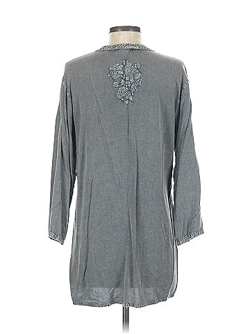 Solitaire 3/4 Sleeve Blouse (view 2)