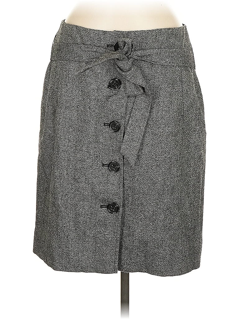 Click to view more detailed imagery on our partner's website Pre-owned Banana Republic Casual Skirt In Gray
