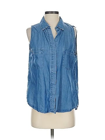Karlie Sleeveless Button-Down Shirt (view 1)