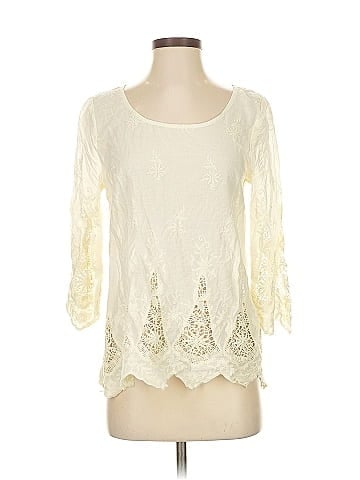 Blu Pepper 3/4 Sleeve Blouse (view 1)