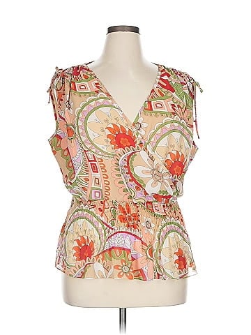 Bisou Bisou Sleeveless Blouse (view 1)