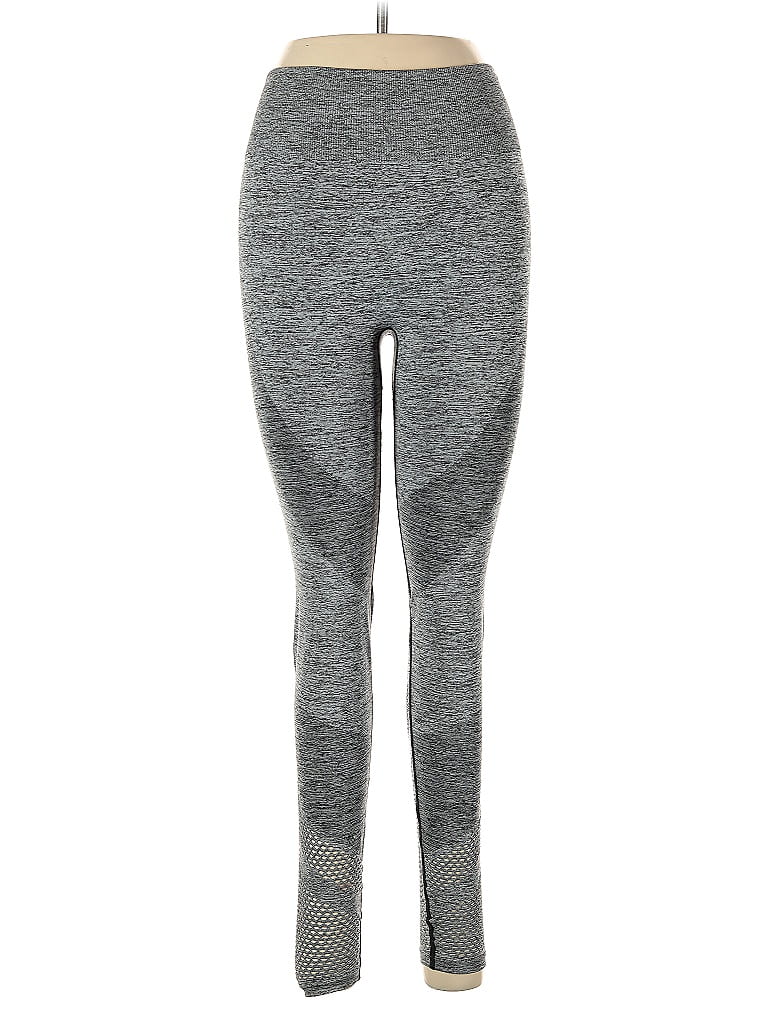 Pre-owned Victoria's Secret Pink Yoga Pants In Gray