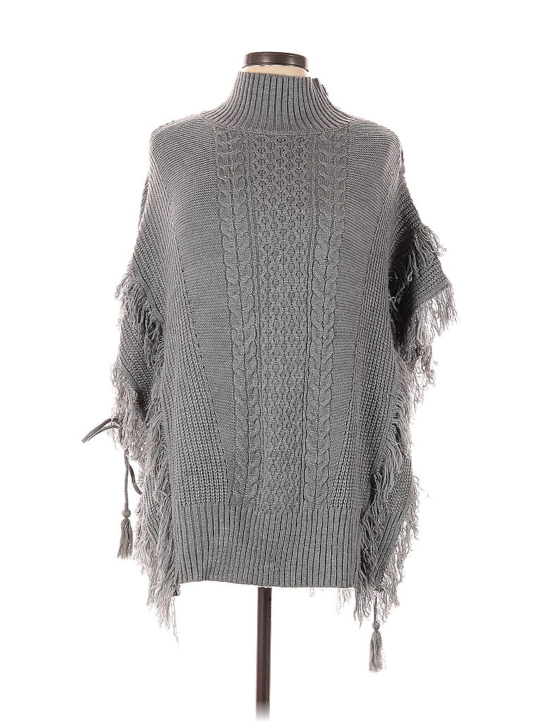 Pre-owned New York And Company Poncho In Gray