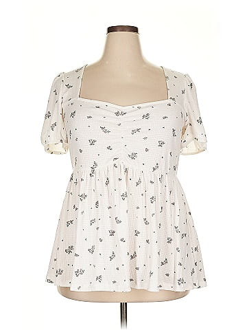 Torrid Short Sleeve Blouse (view 1)