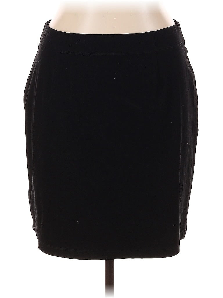 Pre-owned Eileen Fisher Casual Skirt In Black