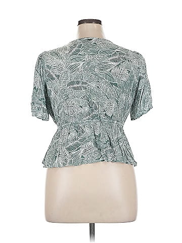 O'Neill Short Sleeve Blouse (view 2)