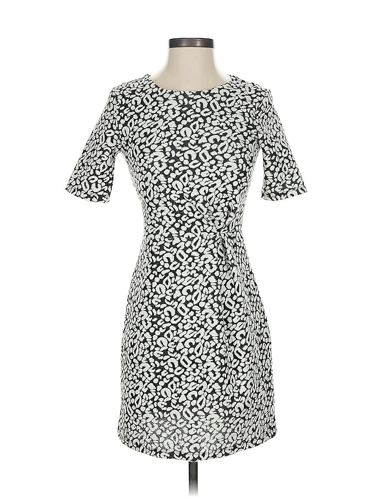 Pre-owned H&m Casual Dress In Gray