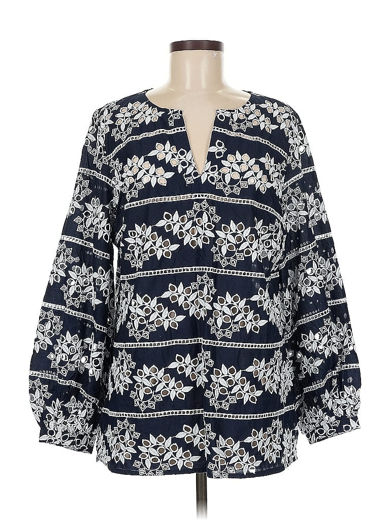 Click to view more detailed imagery on our partner's website Pre-owned Chico's Long Sleeve Blouse In Blue