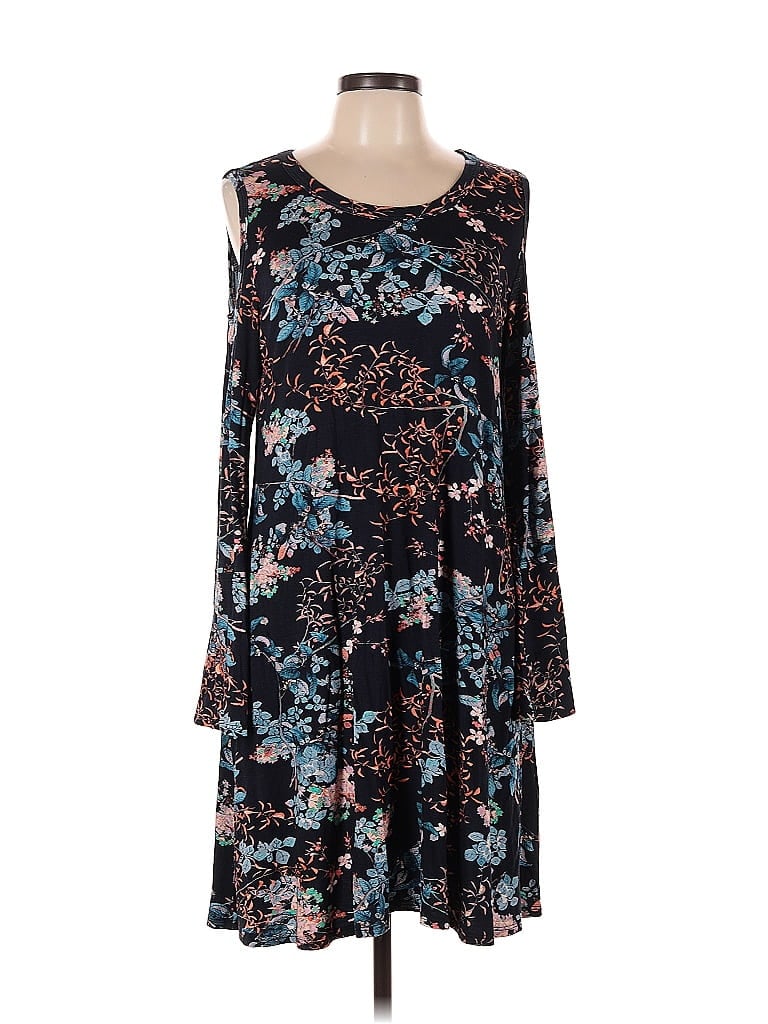 Click to view more detailed imagery on our partner's website Pre-owned Karen Kane Casual Dress In Blue