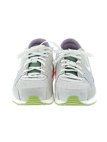 Nike Sneakers (view 2)