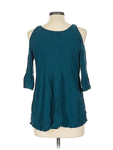 Eyeshadow 3/4 Sleeve Blouse (view 2)