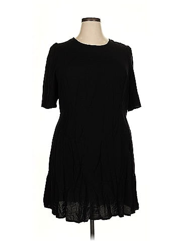 Old Navy Casual Dress (view 1)