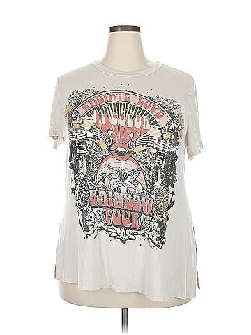 A Beautiful Soul Short Sleeve T-Shirt (view 1)