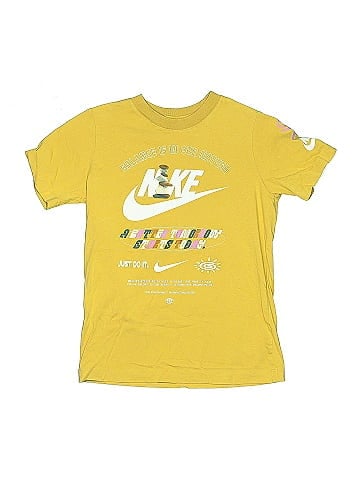 Nike Short Sleeve T-Shirt (view 1)