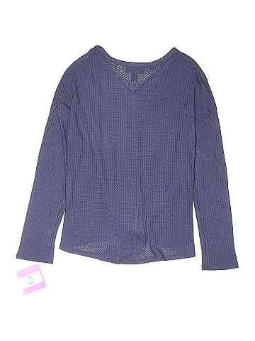 Amy Byer Long Sleeve T-Shirt (view 2)