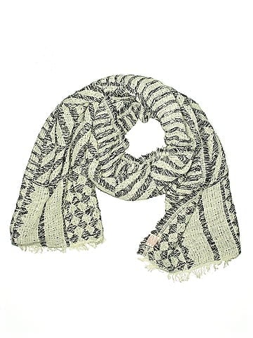 Vismaya Scarf (view 1)