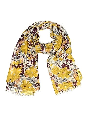 Studio Scarf (view 1)