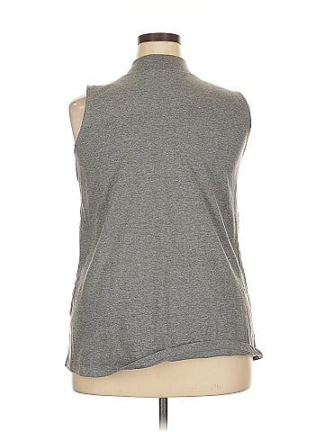 Roaman's Sleeveless T-Shirt (view 2)