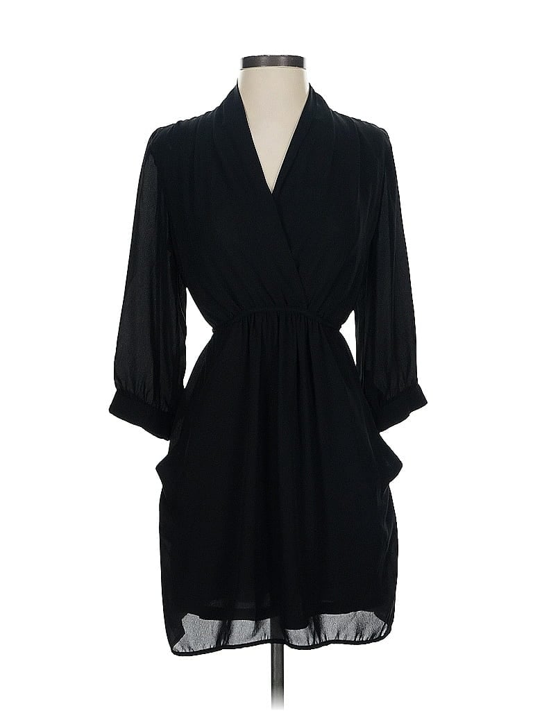 Click to view more detailed imagery on our partner's website Pre-owned Aqua Kimono In Black