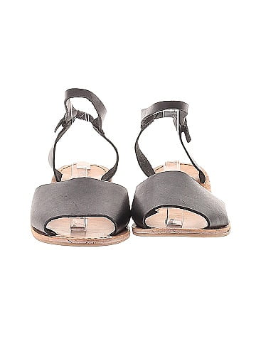 Gap Sandals (view 2)