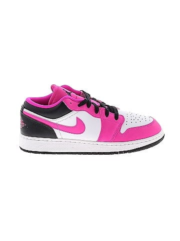 Air Jordan Sneakers (view 1)