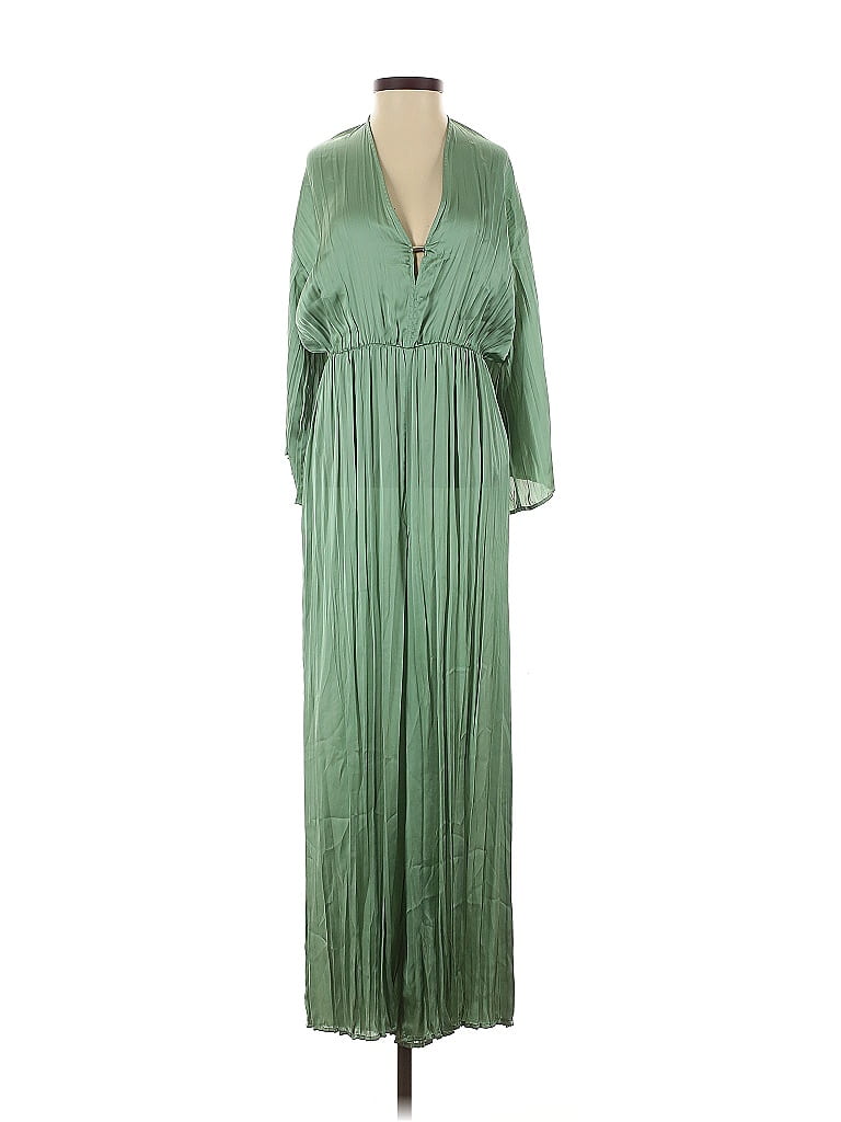 Click to view more detailed imagery on our partner's website Pre-owned Zara Jumpsuit In Green