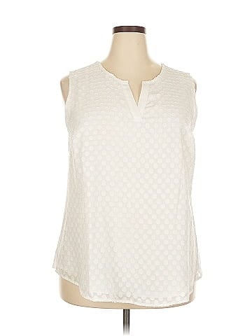 41Hawthorn Sleeveless Blouse (view 1)