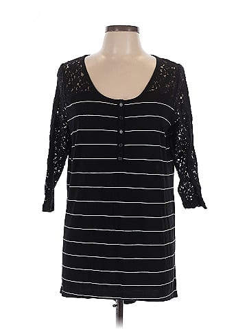 Torrid 3/4 Sleeve Top (view 1)
