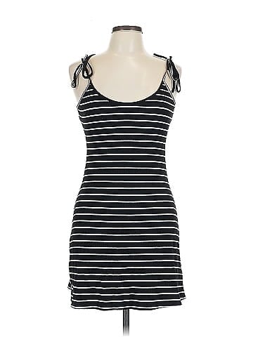 Urban Outfitters Casual Dress (view 1)