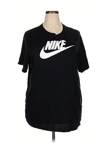 Nike Short Sleeve T-Shirt (view 1)