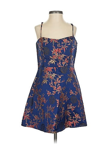 Réalisation Sleeveless Silk Top (view 1)