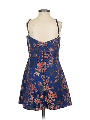Réalisation Sleeveless Silk Top (view 2)