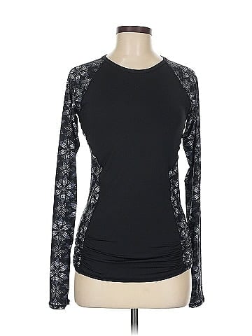 TYR Long Sleeve T-Shirt (view 1)