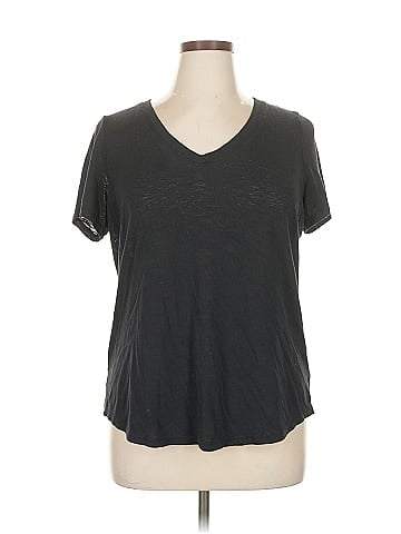 Athleta Short Sleeve T-Shirt (view 1)