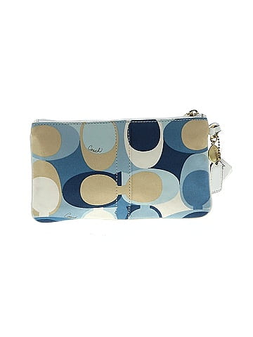 Coach Wristlet (view 2)