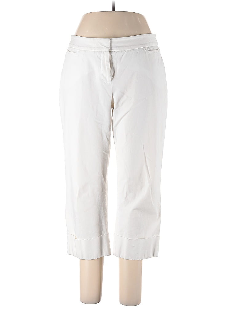 Click to view more detailed imagery on our partner's website Pre-owned Chico's Casual Pants In White