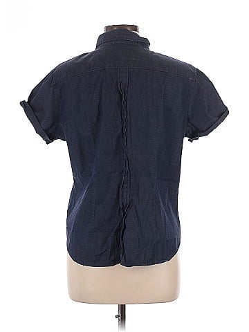 New York & Company Short Sleeve Button-Down Shirt (view 2)