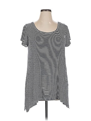 About A Girl Short Sleeve Top (view 1)