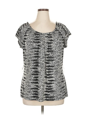 Worthington Short Sleeve Top (view 1)