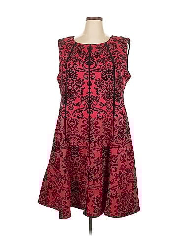 Roz & Ali Cocktail Dress (view 1)