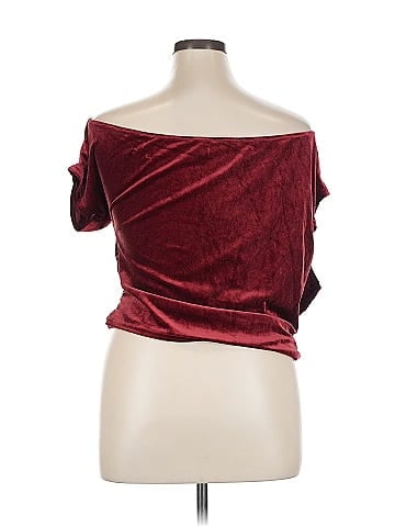 PrettyLittleThing Short Sleeve Top (view 2)