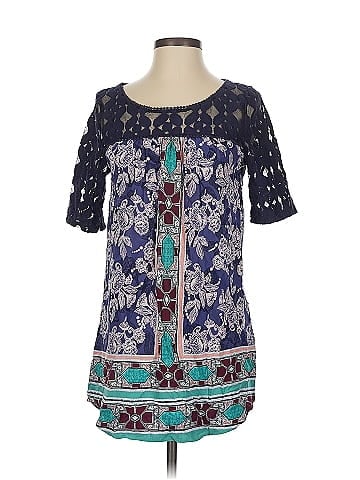 Akemi + Kin Short Sleeve Blouse (view 1)