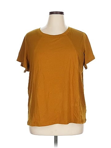 Athleta Short Sleeve T-Shirt (view 1)