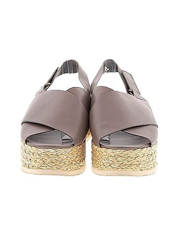 Vince. Sandals (view 2)