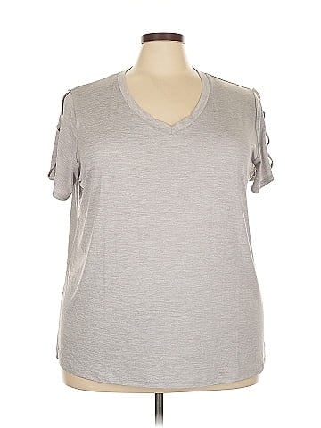 Daisy Fuentes Short Sleeve T-Shirt (view 1)