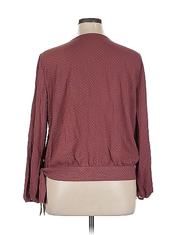 Soho JEANS NEW YORK & COMPANY Long Sleeve Blouse (view 2)