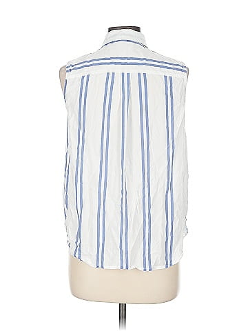 BeachLunchLounge Sleeveless Button-Down Shirt (view 2)