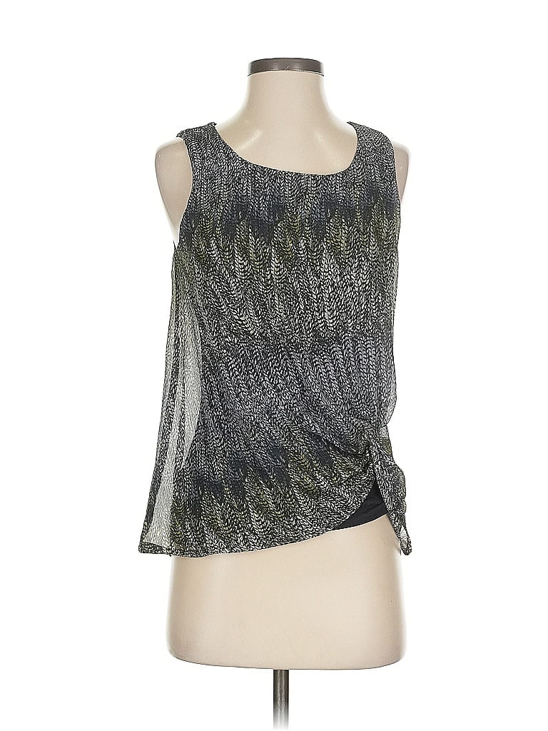 Click to view more detailed imagery on our partner's website Pre-owned Deletta Sleeveless Top Silver Print Pattern Scoop Neck Tops